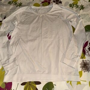 Lululemon Swiftly Tech Women's Long Relaxed Sleeve White Top